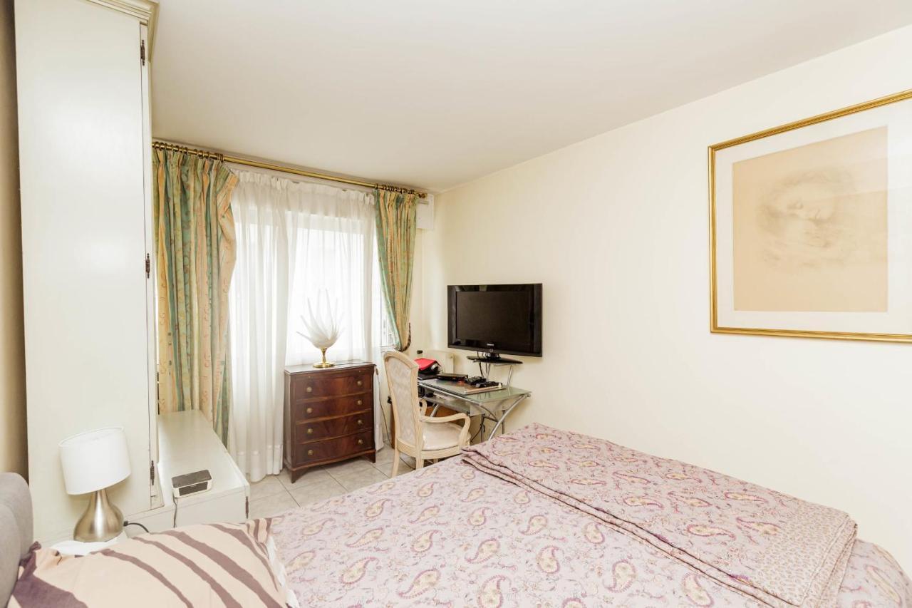 Spacious T3 With View In The Heart Of The City! Charenton-le-Pont Exteriér fotografie
